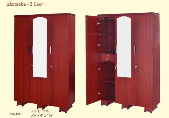 WARDROBE- 3 door